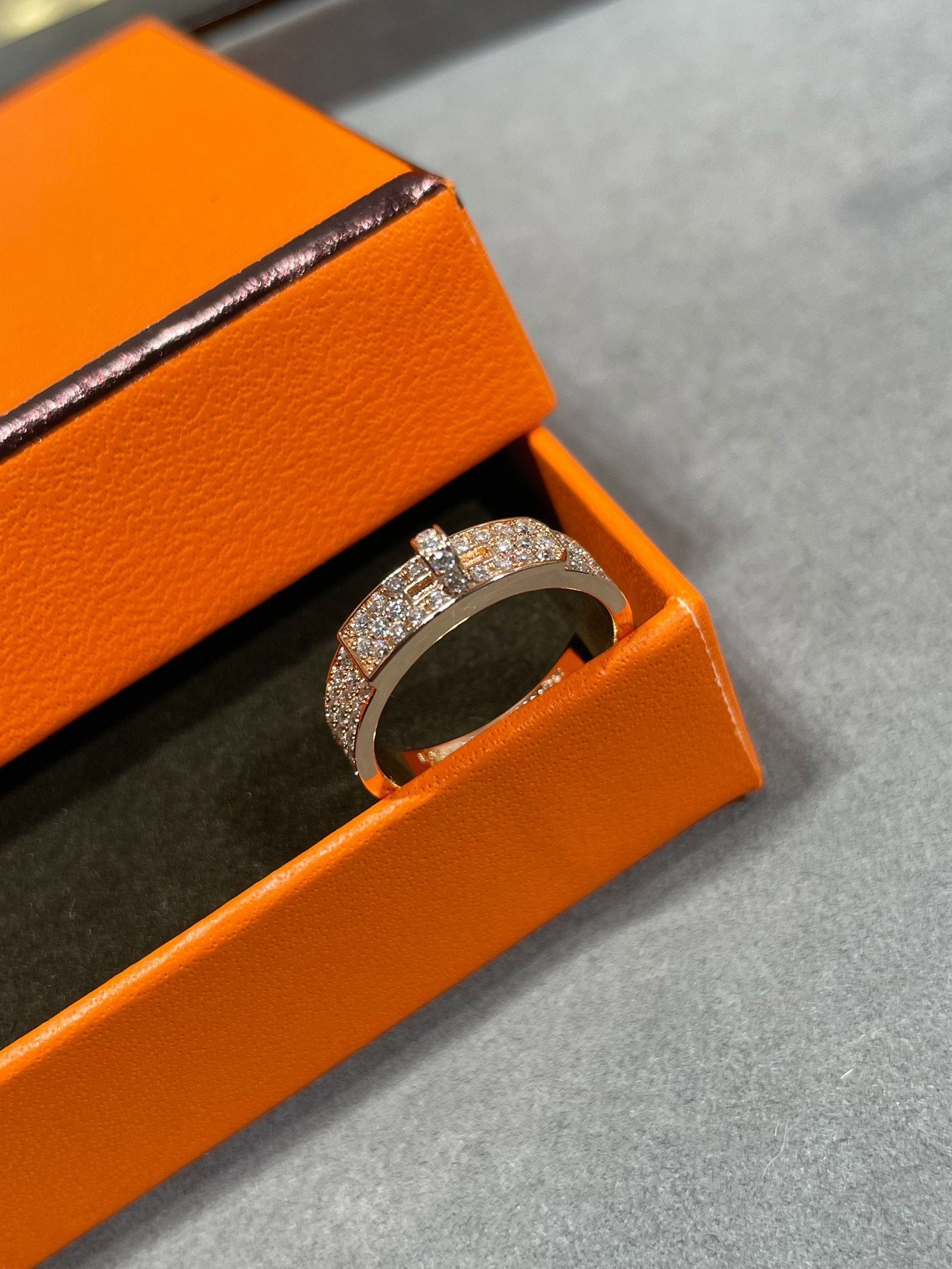 [Radiant Gem]¯KELLY PINK GOLD DIAMOND RING