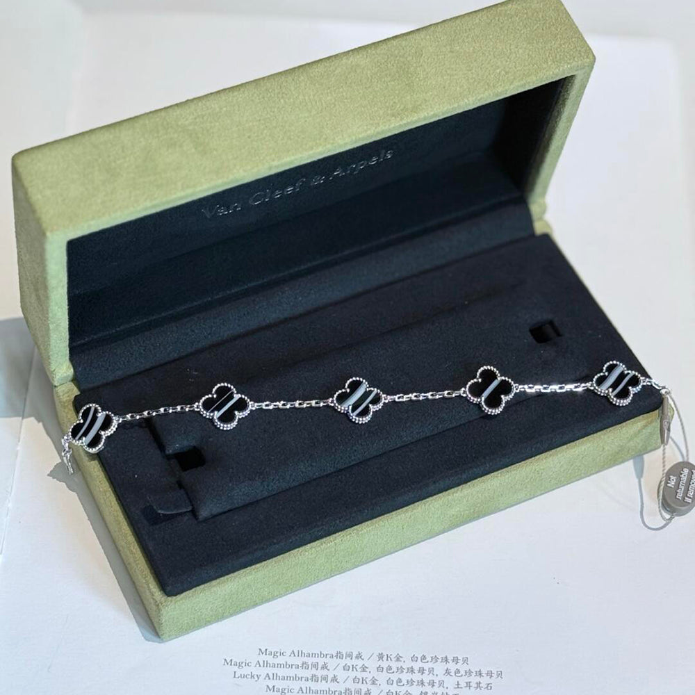 [Radiant Gem]¯CLOVER 5 MOTIF VEINED ONYX BRACELET SILVER