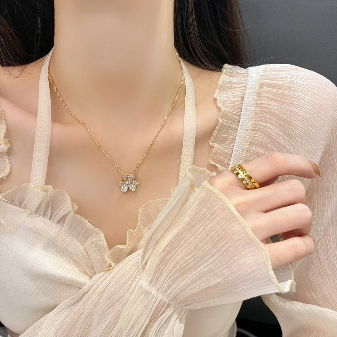 [Radiant Gem]¯FLOWER DIAMOND NECKLACE