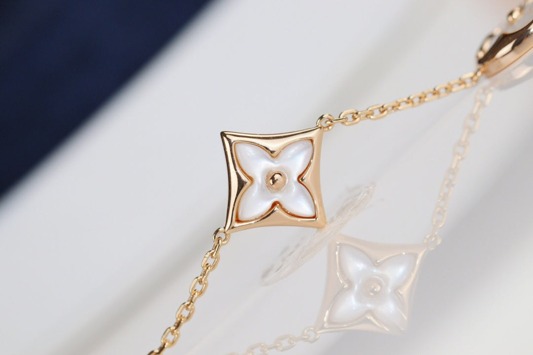 [Radiant Gem]¯LEAF CLOVER BRACELET