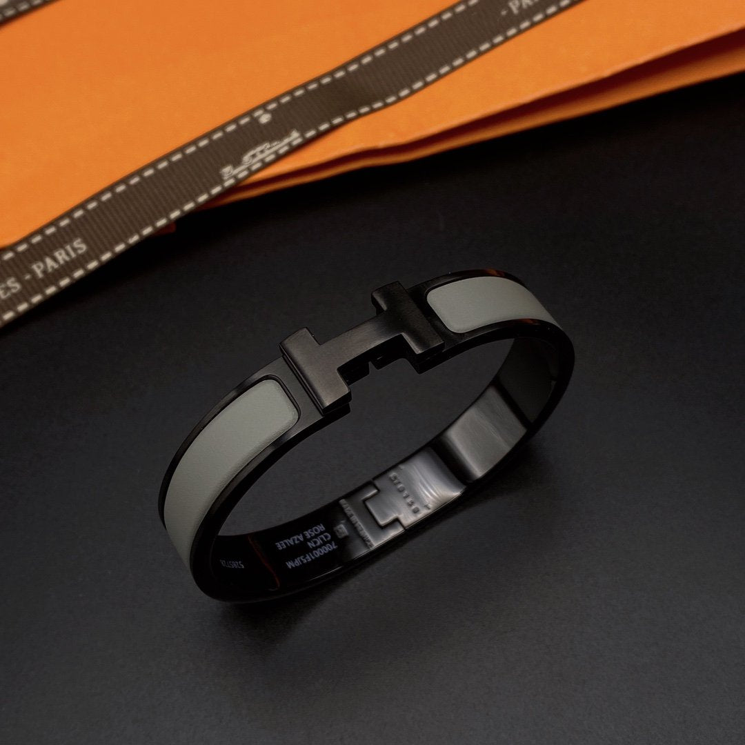 [Radiant Gem]¯CLIC HM SO BLACK GREY BRACELET