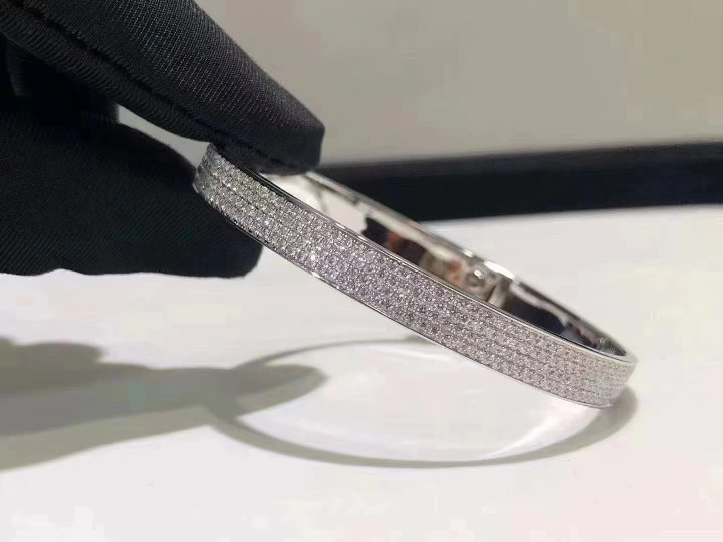 [Radiant Gem]¯HM KELLY BRACELET IN SILVER AND FULL PAVE DIAMOND