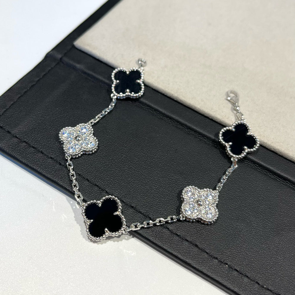 [Radiant Gem]New CLOVER 5 MOTIF ONYXS BRACELET COLLECTION