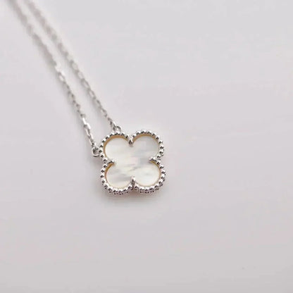 [Radiant Gem]¯CLOVER  15MM WHITE MOTHER-OF-PEARL SILVER
