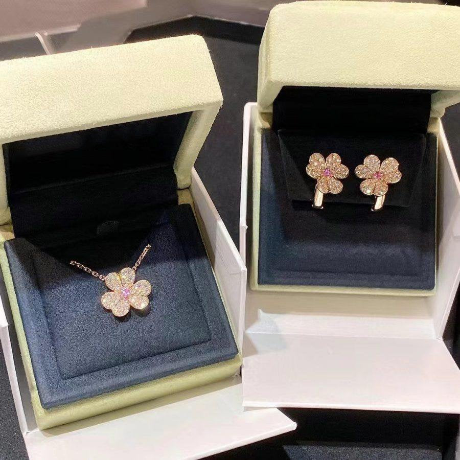 [Radiant Gem]¯FRIVOLE ROSE GOLD FLOWER DIAMOND NECKLACE