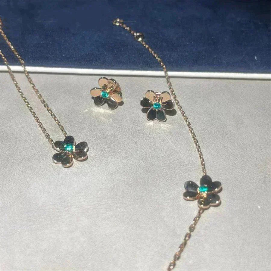 [Radiant Gem]¯FRIVOLE  FLOWER MALACHITE EARRINGS