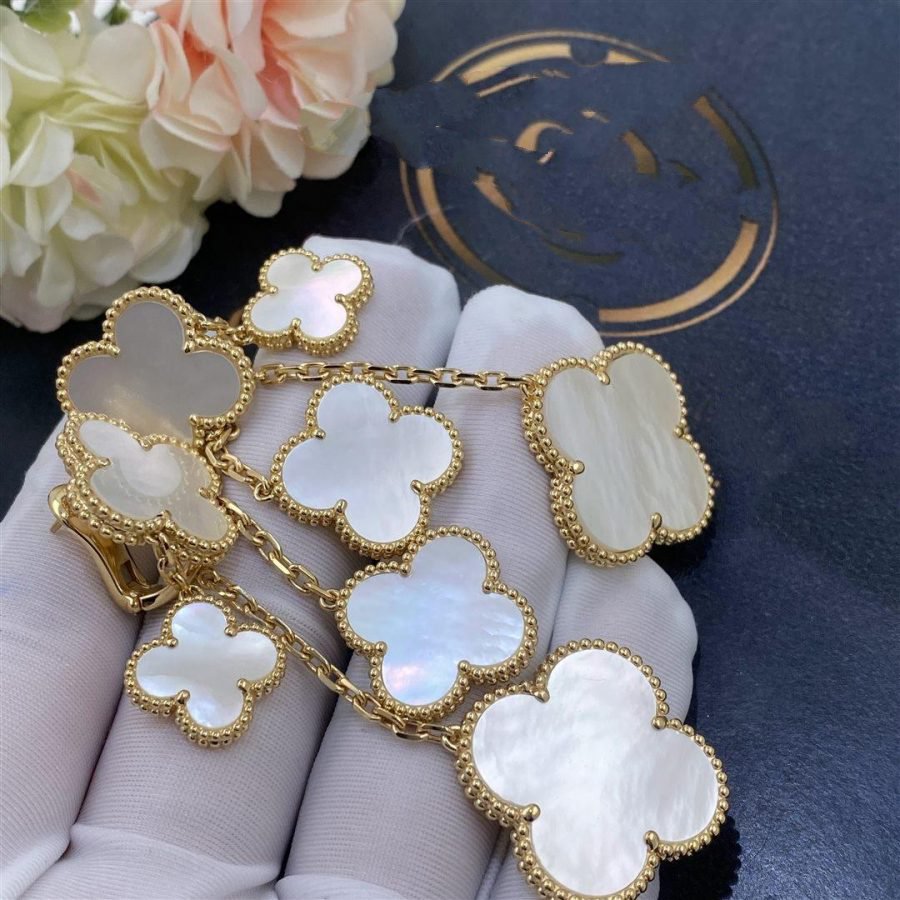 [Radiant Gem]¯CLOVER EARRINGS WHITE MOP 4 MOTIFS GOLD