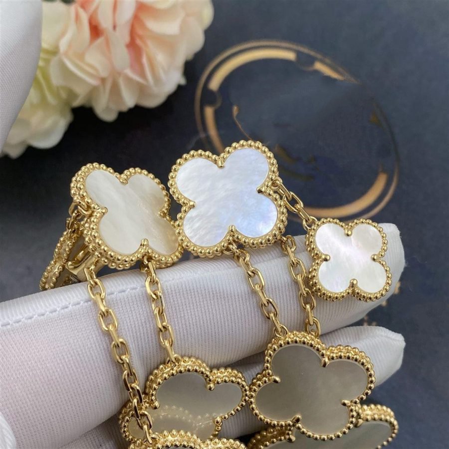 [Radiant Gem]¯CLOVER EARRINGS WHITE MOP 4 MOTIFS GOLD