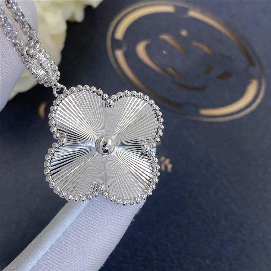 [Radiant Gem]¯CLOVER 25MM SILVER BIG CLOVER NECKLACE
