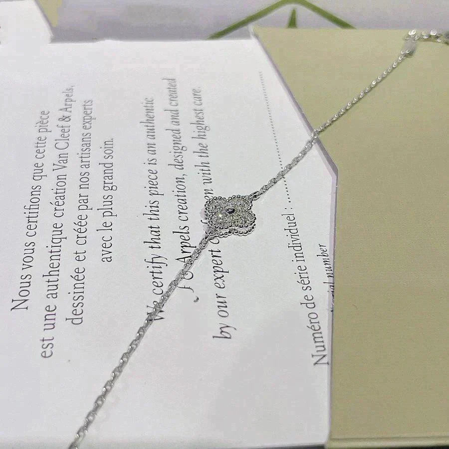 [Radiant Gem]¯CLOVER  SINGLE FLOWER BRACELET SILVER