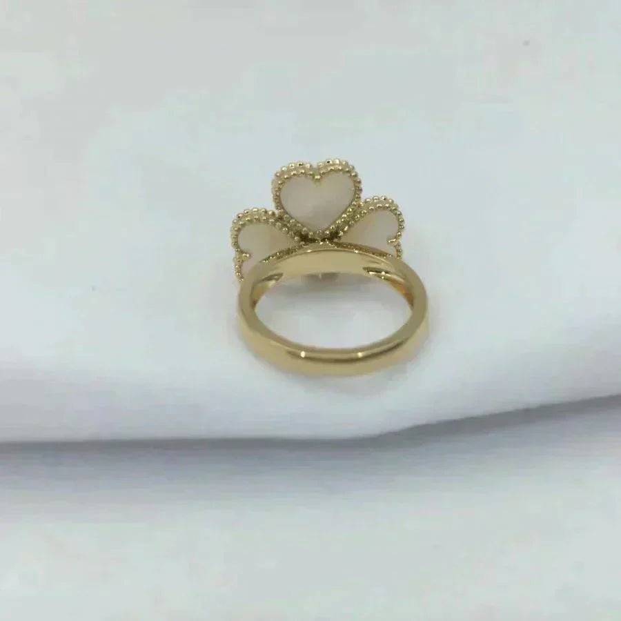 [Radiant Gem]¯SWEET CLOVER WHITE MOP RING
