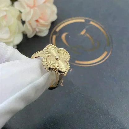 [Radiant Gem]¯CLOVER GOLD RING