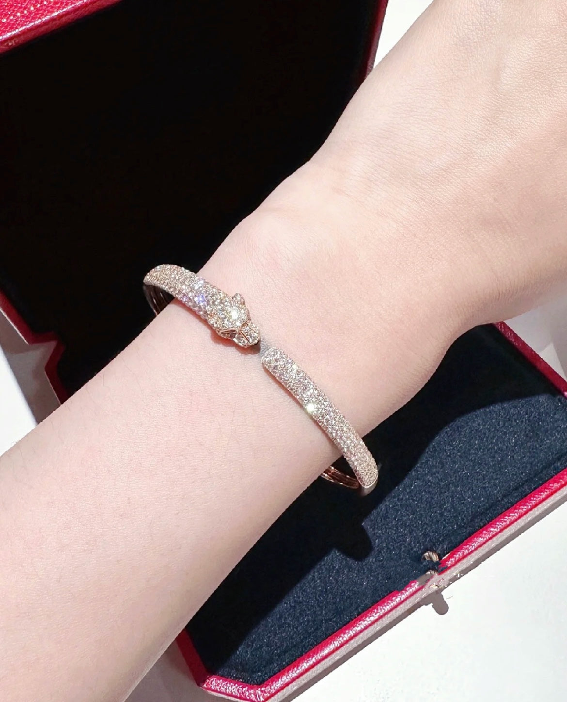 [Radiant Gem]¯PANTHERE FULL DIAMOND OPEN BRACELET